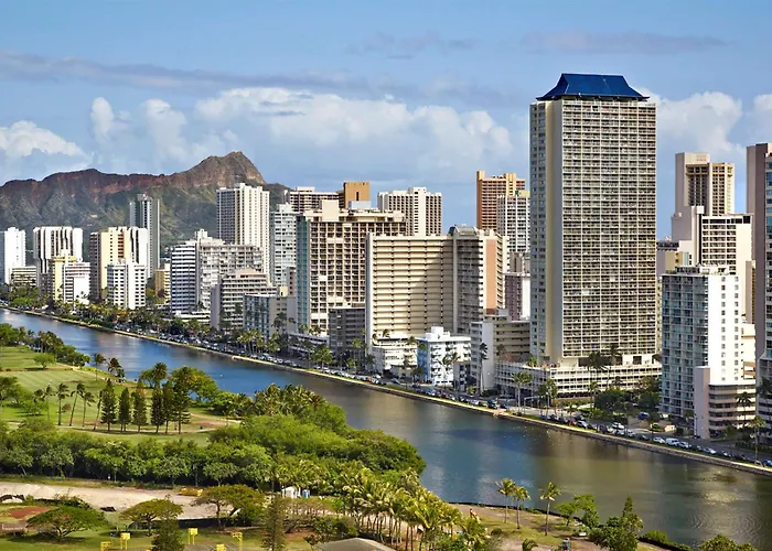 3 star hotel: Skyline Island Colony Hotel