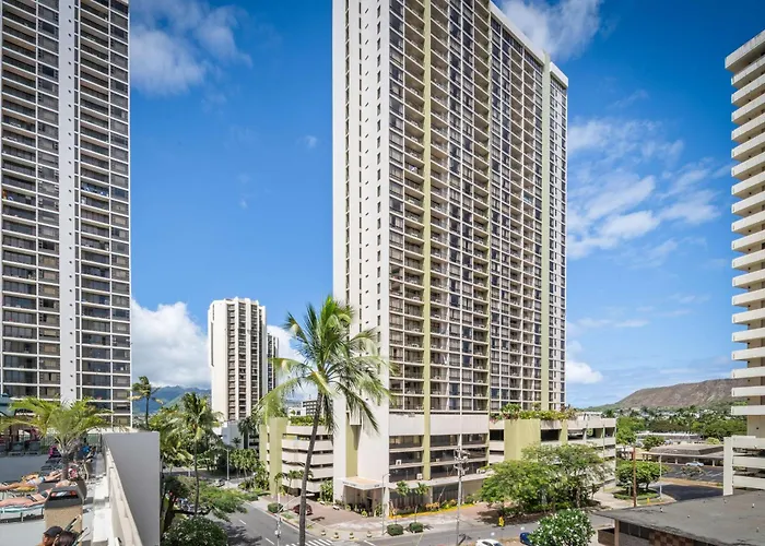 Hotels with a view Aston Waikiki Sunset
