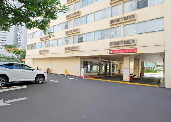 Ramada Plaza By Wyndham Waikiki