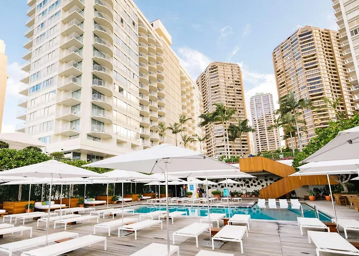 Family Friendly Hotels Hilton Vacation Club The Modern Honolulu